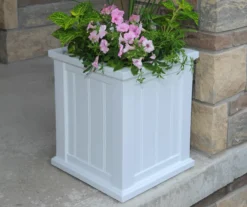 Mayne Inc. Cape Cod 16" Planter