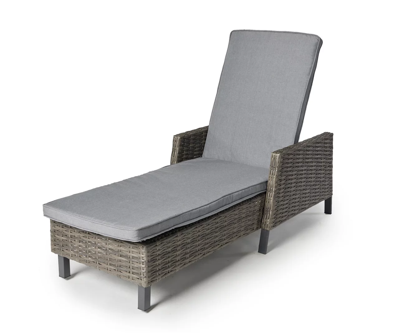 Broyhill Pembroke All-Weather Wicker Cushionsed Patio Chaise Lounge 9 Broyhill Pembroke All-Weather Wicker Cushionsed Patio Chaise Lounge - Image 7